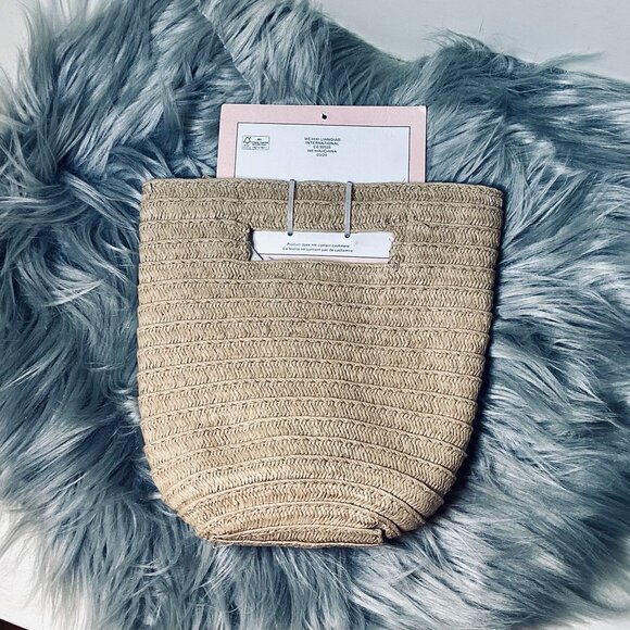 NWT Cupcakes & Cashmere Kids Straw Basket Weave Handbag - Picture 2 of 2